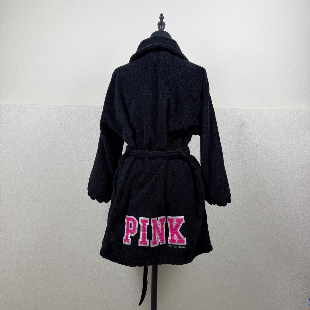 2000s Victoria's Secret PINK Plush Black Robe — Size M/L 🩷